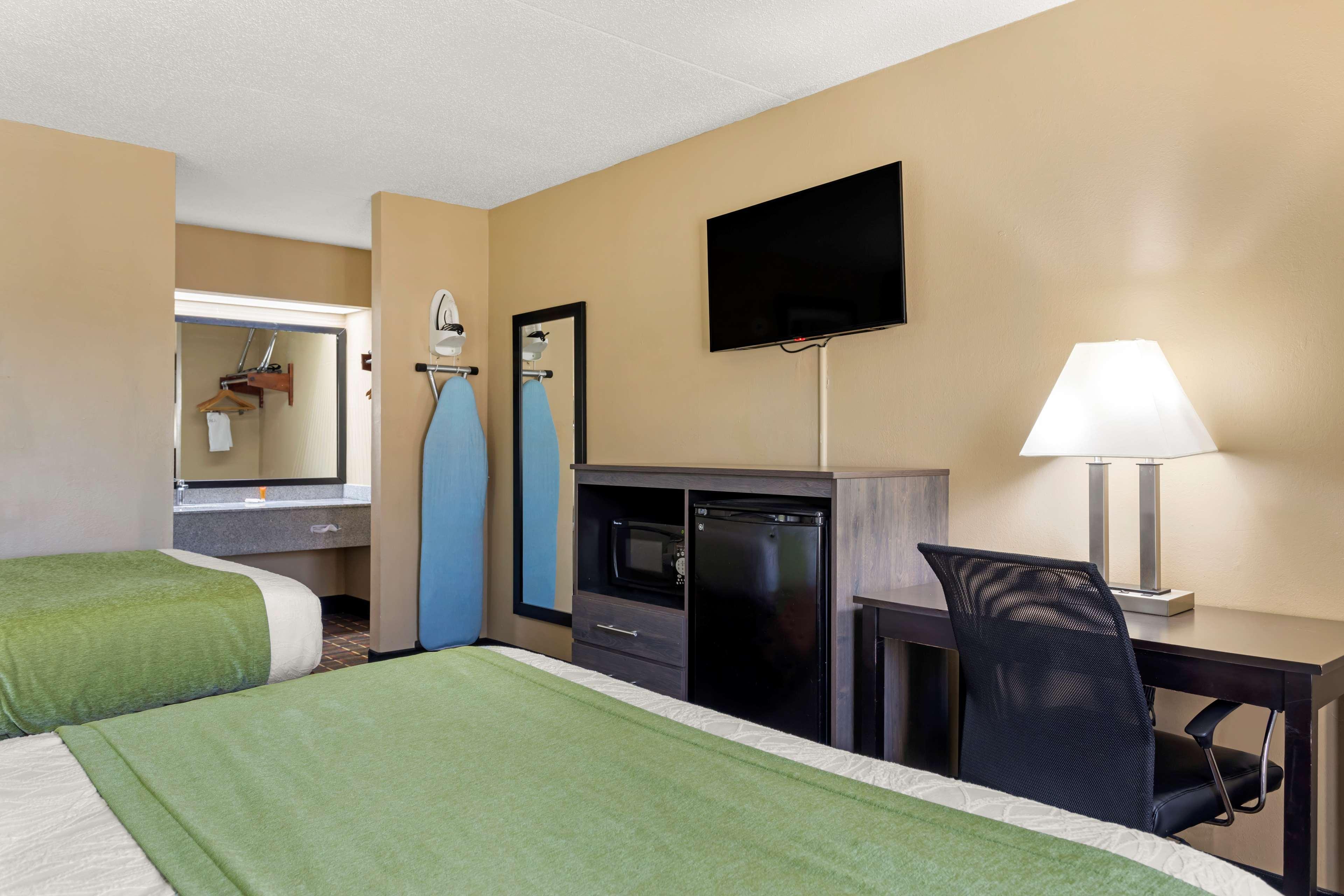 Surestay Hotel By Best Western Lenoir City Eksteriør billede