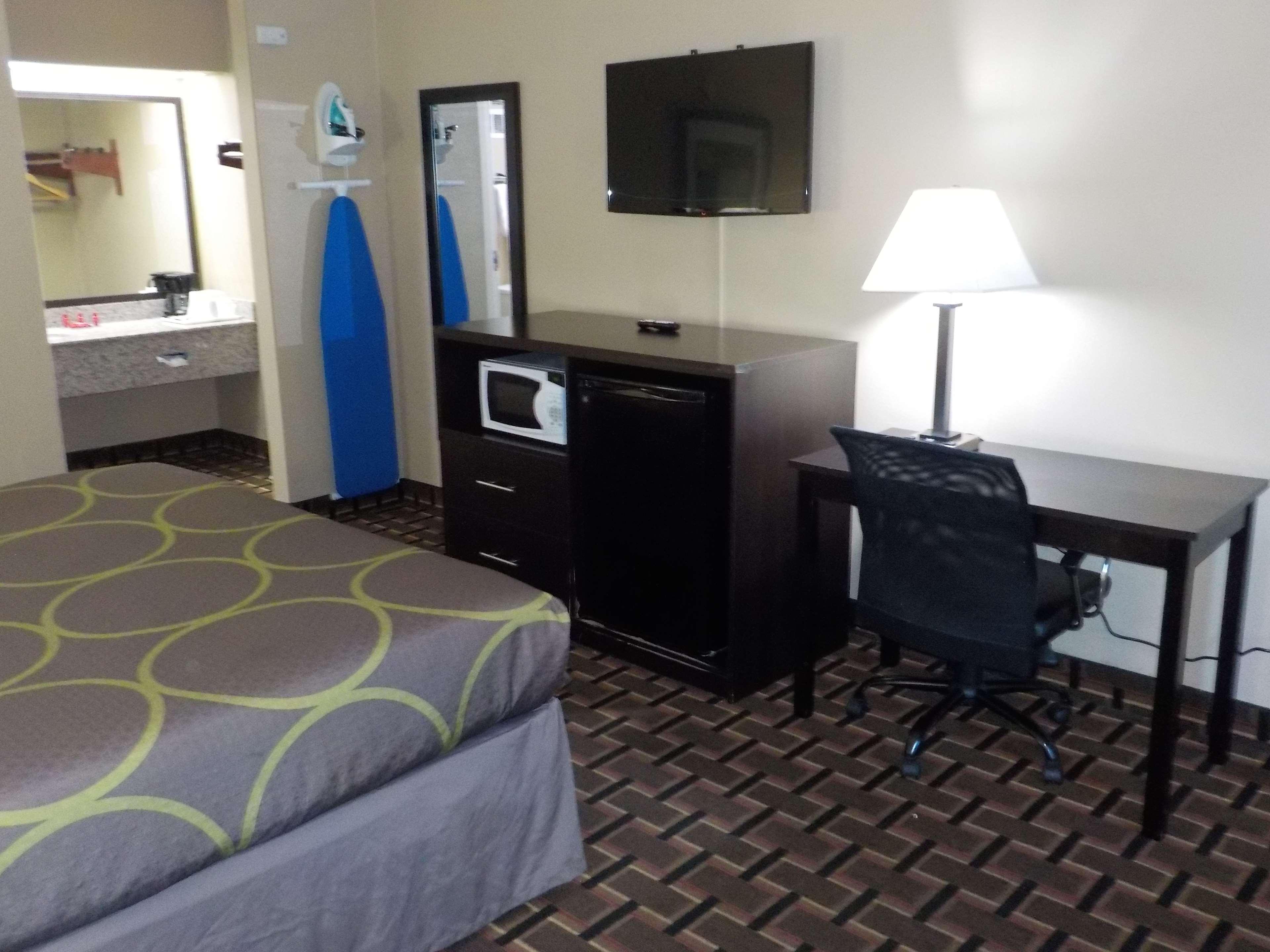 Surestay Hotel By Best Western Lenoir City Eksteriør billede