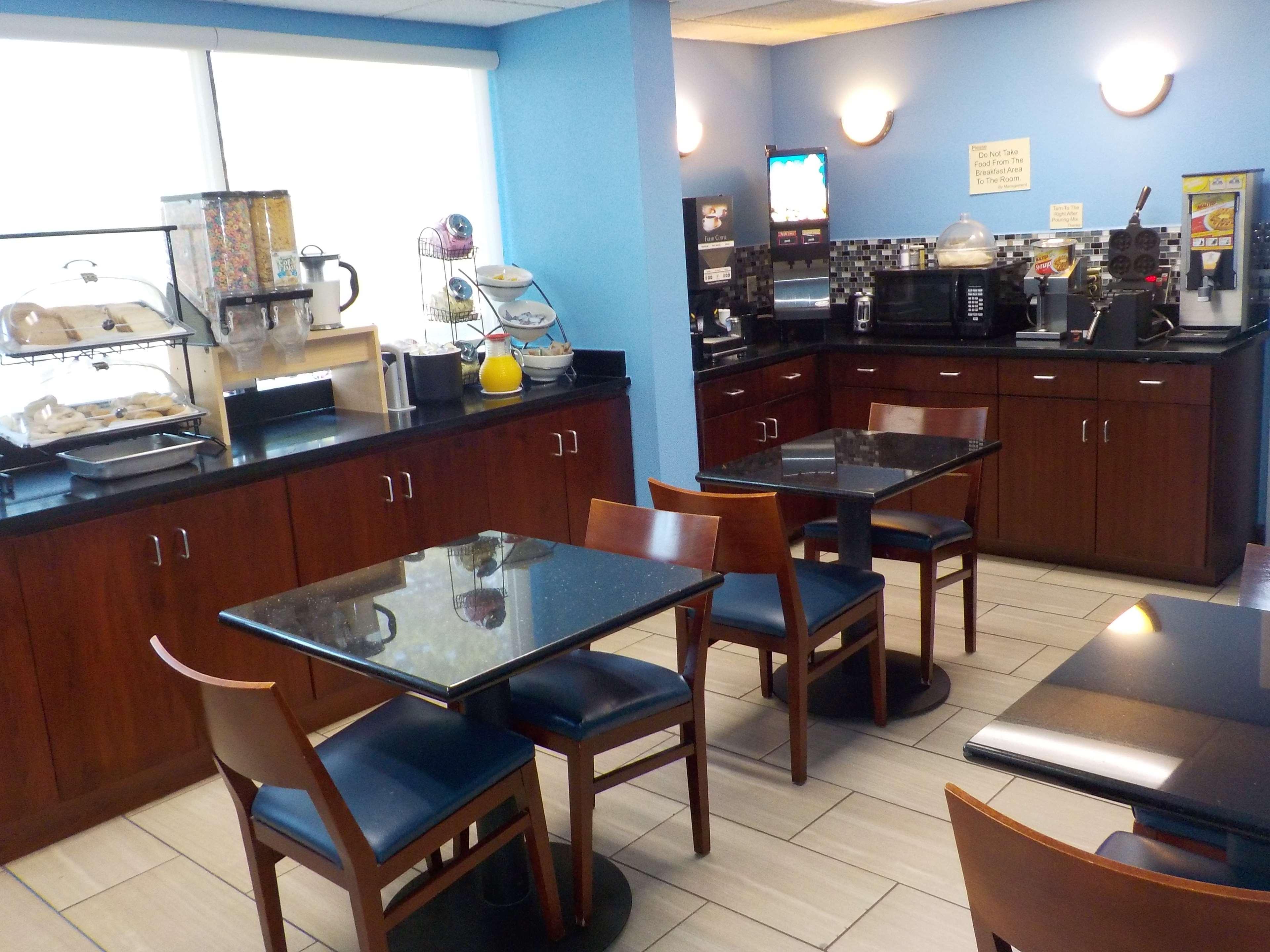 Surestay Hotel By Best Western Lenoir City Eksteriør billede
