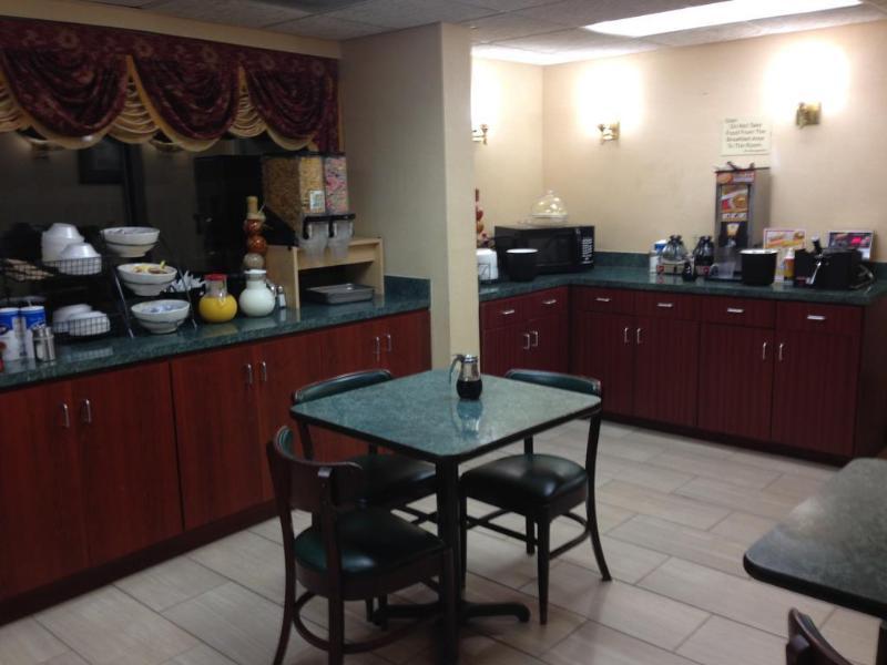 Surestay Hotel By Best Western Lenoir City Eksteriør billede